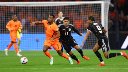 Ryan Gravenberch Mulai Jadi Masalah di Liverpool, Media Belanda Ikut Soroti Performa Sang Gelandang