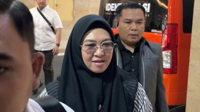 Bupati Gowa Sitti Husniah Talenrang Diperiksa sebagai Tersangka Kasus Pemerasan dan TPPU, Tak Banyak Komentar Setibanya di Bareskrim