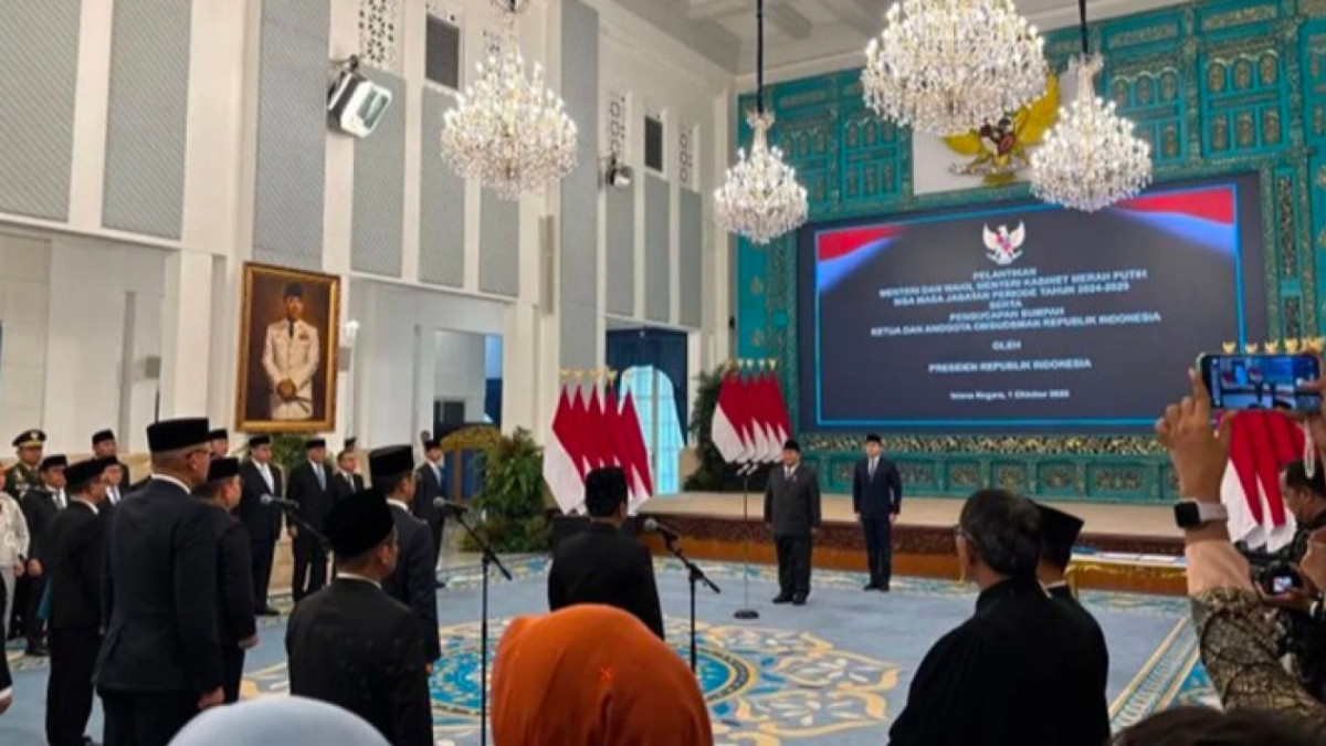 Reshuffle Kabinet Merah Putih