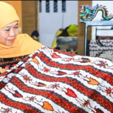 Hari Batik Nasional, Gubernur Khofifah Ajak Masyarakat Jadikan Momentum Lestarikan Budaya dan Perkuat Kesejahteraan Perajin