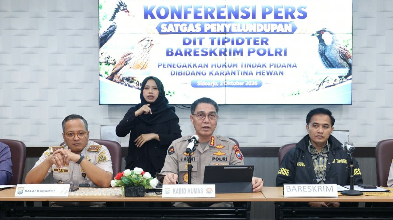 Bareskrim Polri Ungkap Dugaan Penyelundupan Ribuan Burung Tanpa Dokumen Karantina di Sidoarjo, Dua WNA Vietnam Jadi Tersangka
            - galeri foto