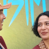 Pandangan Putri Marino soal Karakter Arya Saloka Menjadi  Si Pria Koboi  di Film Empat Musim Pertiwi: Misterius