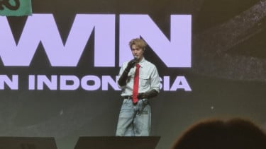 Fancon Perdana di Jakarta, Phuwin Tangsakyuen Terpukau dengan Fans Indonesia yang Super Excited