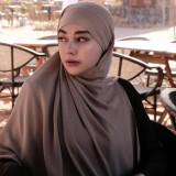 Serius Pindah ke Madinah, Seberapa Jauh Vila yang bakal Ditempati Celine Evangelista dari Masjid Nabawi?