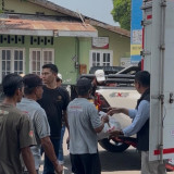 Di Tengah Harga Sembako Naik, 1 Ton Bantuan Bahan Pokok Mengalir untuk Pekerja Jalanan di Malioboro