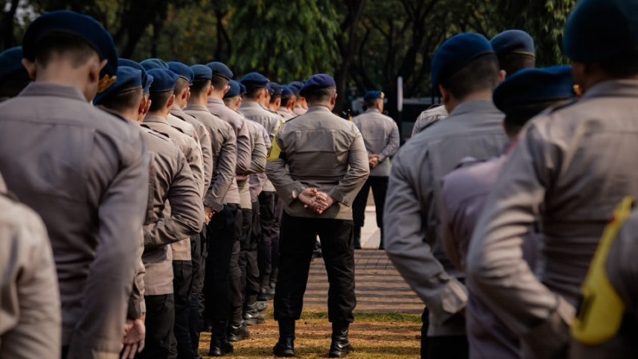 Ada Aksi Demo di Bundaran HI hingga Gedung DPR RI Hari Ini 28 Oktober 2026, Polri Minta Masyarakat Tertib dan Bertanggung Jawab
            - galeri foto
