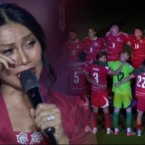 Anggun Tak Kuasa Tahan Tangis saat Nyanyikan Tanah Airku usai Timnas Indonesia Juara FIFA ASEAN Cup 2026