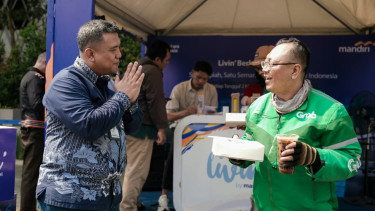 Livin’ Mandiri Berbagi Hadirkan Apresiasi bagi Pekerja Rentan dalam Perayaan HUT ke-28 Bank Mandiri