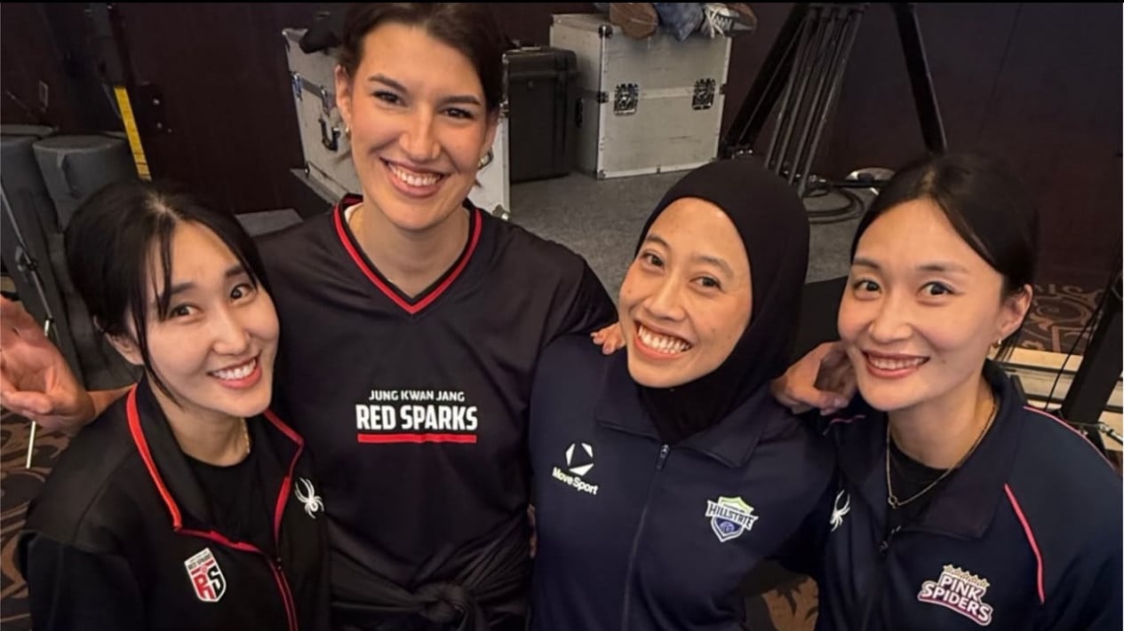Meski Sudah Punya Pelatih Baru, Red Sparks Kini Hadapi Masalah Serius di KOVO Cup 2026
            - galeri foto