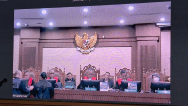 Sidang Perdana Dakwaan Febrie Adriansyah Digelar