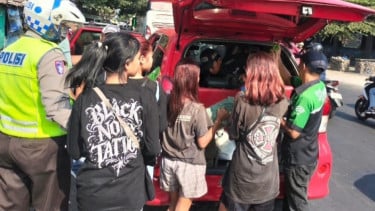Diduga Jadi Korban Perdagangan Orang, Empat Remaja Perempuan Asal Jateng Diselamatkan Polantas Sidoarjo