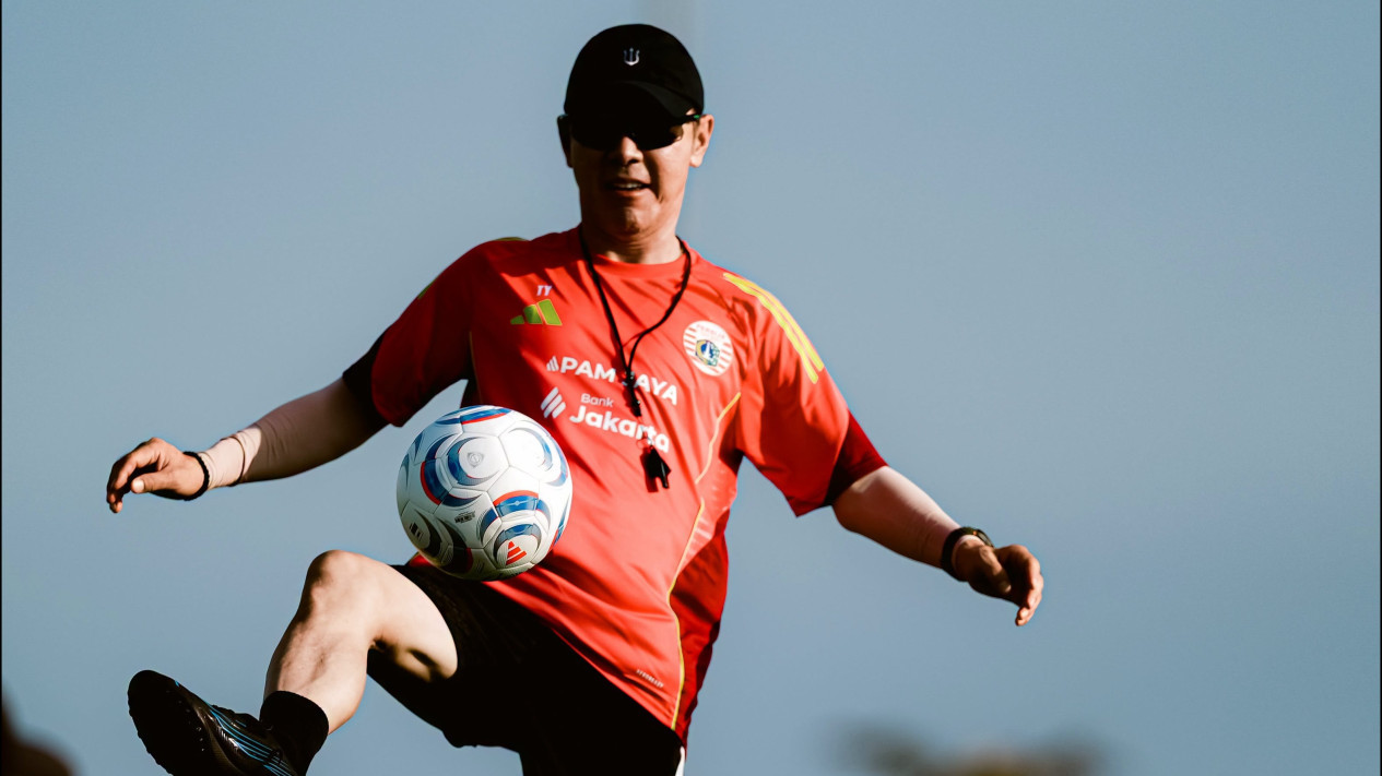 Tiga Kemenangan Beruntun Belum Cukup, Shin Tae-yong Ingin Persija Terus Menggila di Super League
            - galeri foto