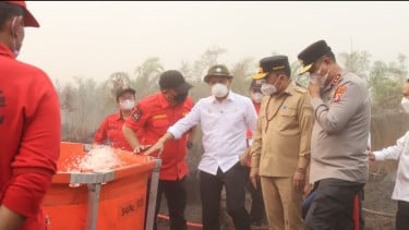 Gubernur Agustiar Sabran Perkuat Penanganan Karhutla, Ratusan Sumur Bor Dibangun