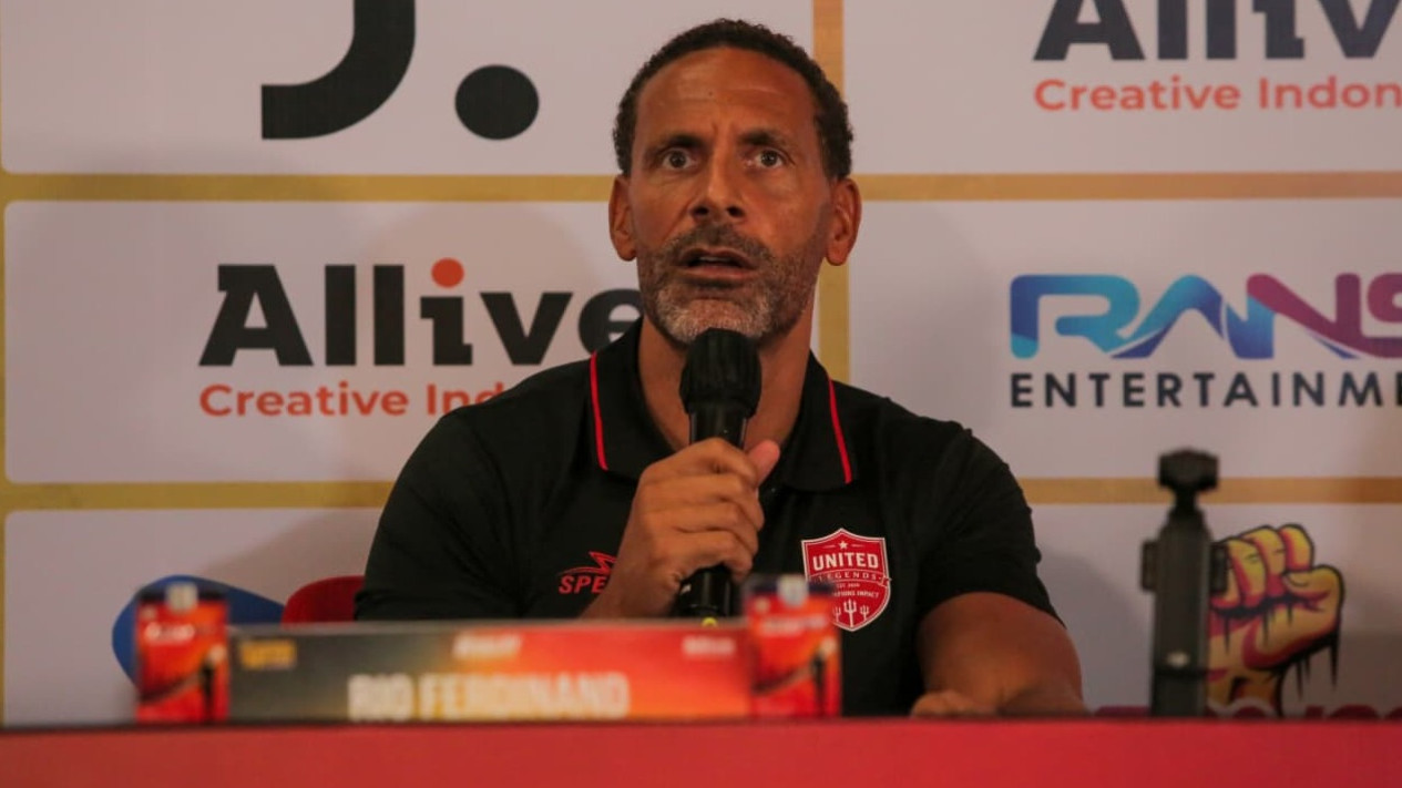 Tampil di Hadapan Fans Indonesia, Rio Ferdinand Tak Mau Kalah dari Arsenal dalam Laga The Rivalry Returns: Menang Itu Penting
            - galeri foto