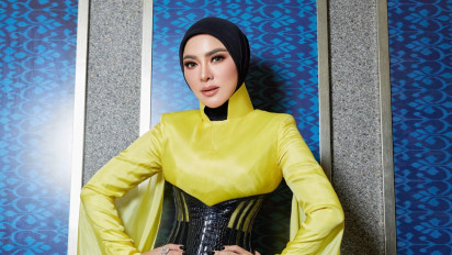 7 Tahun Vakum, Syahrini Akui Ingin Mengabdi kepada Reino Barack