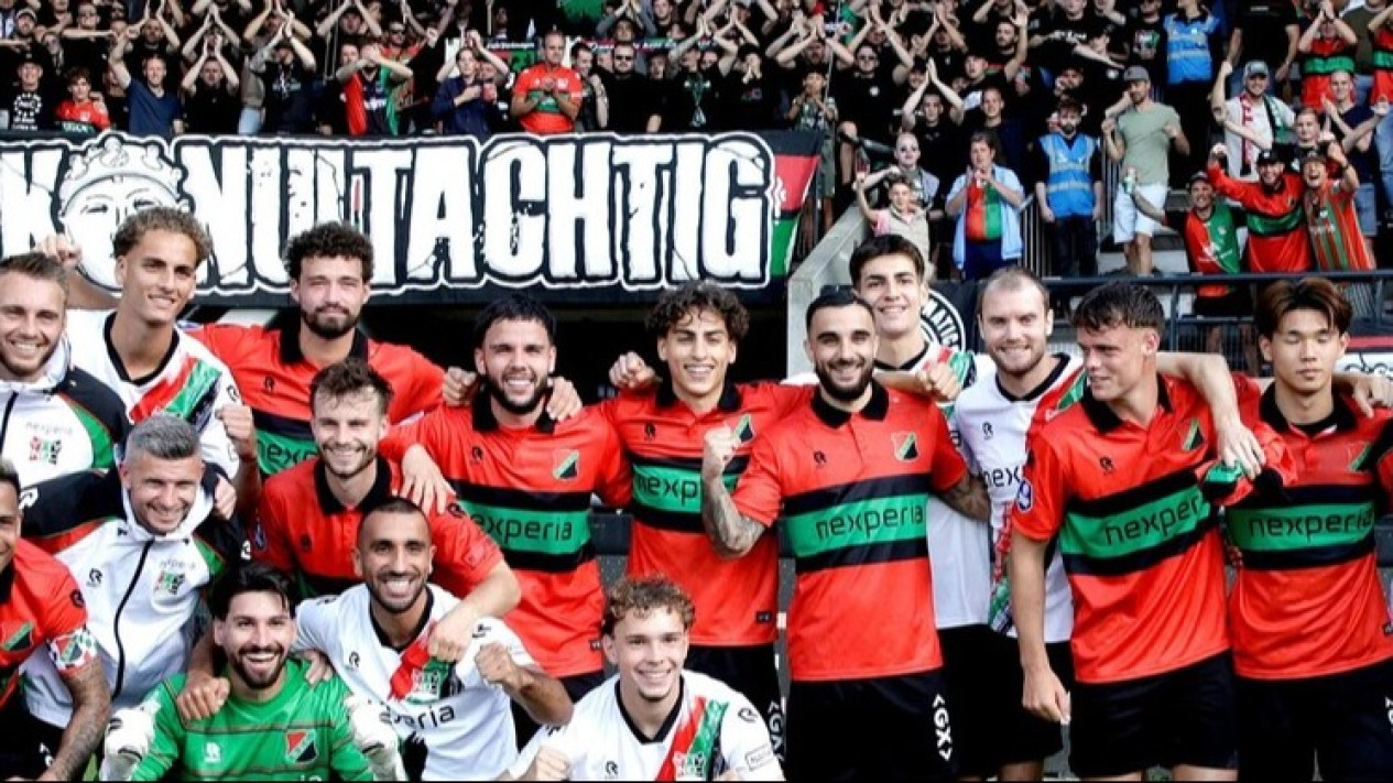 Resmi! Mitchel Bakker Gabung Klub Kasta Teratas Eropa dan Tantang Pilar Timnas Indonesia di Laga Debut
            - galeri foto