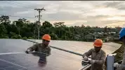 Bukan Cuma Panel Surya, Ini 5 Tantangan Besar Transisi Energi di Asia Tenggara