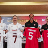 Rio Ferdinand dan Ryan Giggs Siap Hidupkan Rivalitas Manchester United Vs Arsenal di SUGBK