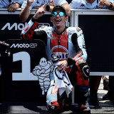 Hasil Kualifikasi MotoGP Indonesia 2026: Raul Fernandez Kembali Kuasai Sirkuit Mandalika dengan Amankan Pole Position