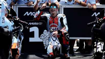 Hasil Kualifikasi MotoGP Indonesia 2026: Raul Fernandez Kembali Kuasai Sirkuit Mandalika dengan Amankan Pole Position