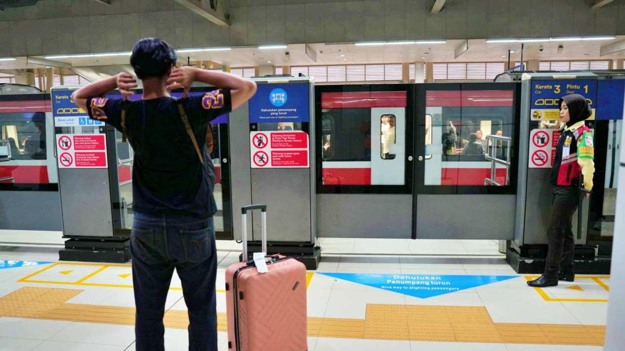 LRT Jabodebek Perpanjang Uji Coba Keberangkatan Pukul 05.30 WIB hingga Akhir Oktober
            - galeri foto