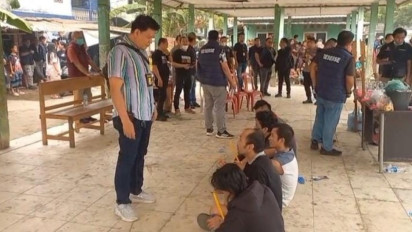 Sarang Narkoba di Palembang Digerebek, Polisi Sita Sabu, Alat Isap hingga Senjata Tajam dan 9 Orang Diamankan