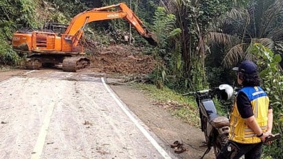 Longsor Tutup Ruas Jalan Nasional Tapan-Batas Jambi, Kemen PU Percepatan Penanganan