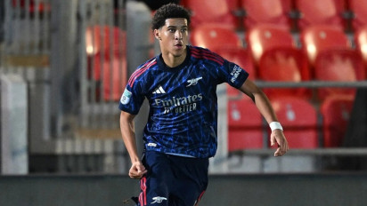 Pemain Keturunan Indonesia Demiane Agustine Latihan Bareng Tim Senior Arsenal, Duel Lawan Calvin Verdonk?