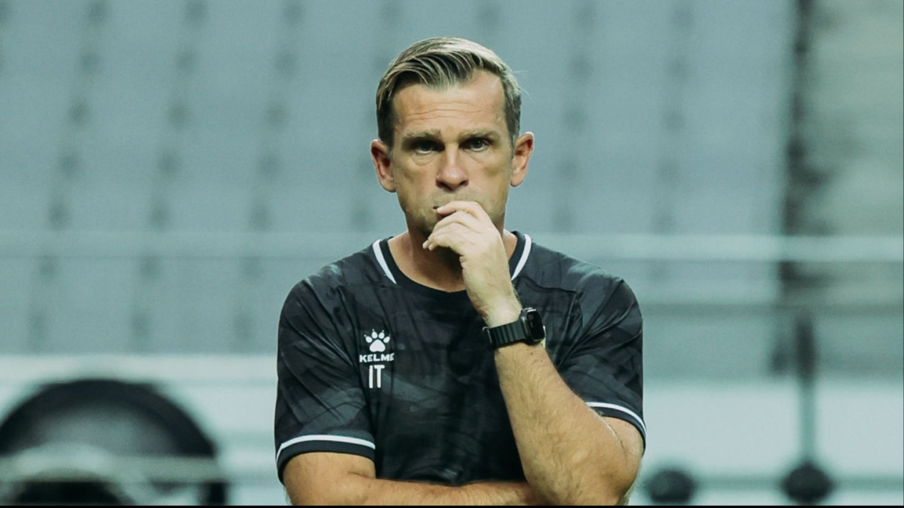 Jelang Persib Vs Viettel FC di ACL Two, Igor Tolic Belum Tentukan Starting XI, Ini Penyebabnya
            - galeri foto