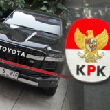 Mobil Mewah Milik Mantan Bupati Kebumen yang Digunakan untuk Tarik Uang Dugaan Suap Lahan HGB Disita KPK
