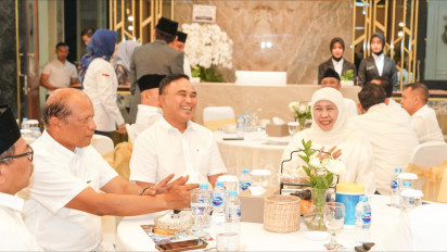 Gubernur Khofifah Hadiri Kenal Pamit Kapolda Jatim, Harap Sinergi Pemprov–Polda Kuat Jaga Keamanan, Dukung Pembangunan di Jatim