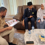 Wakil DPRD Medan Didatangi Dua Santri, Ternyata Bahas Jabatan