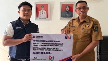 Warga Sekitar Jalur Kereta Terima Bantuan Fasilitas Sosial, Kesehatan, hingga Rumah Ibadah