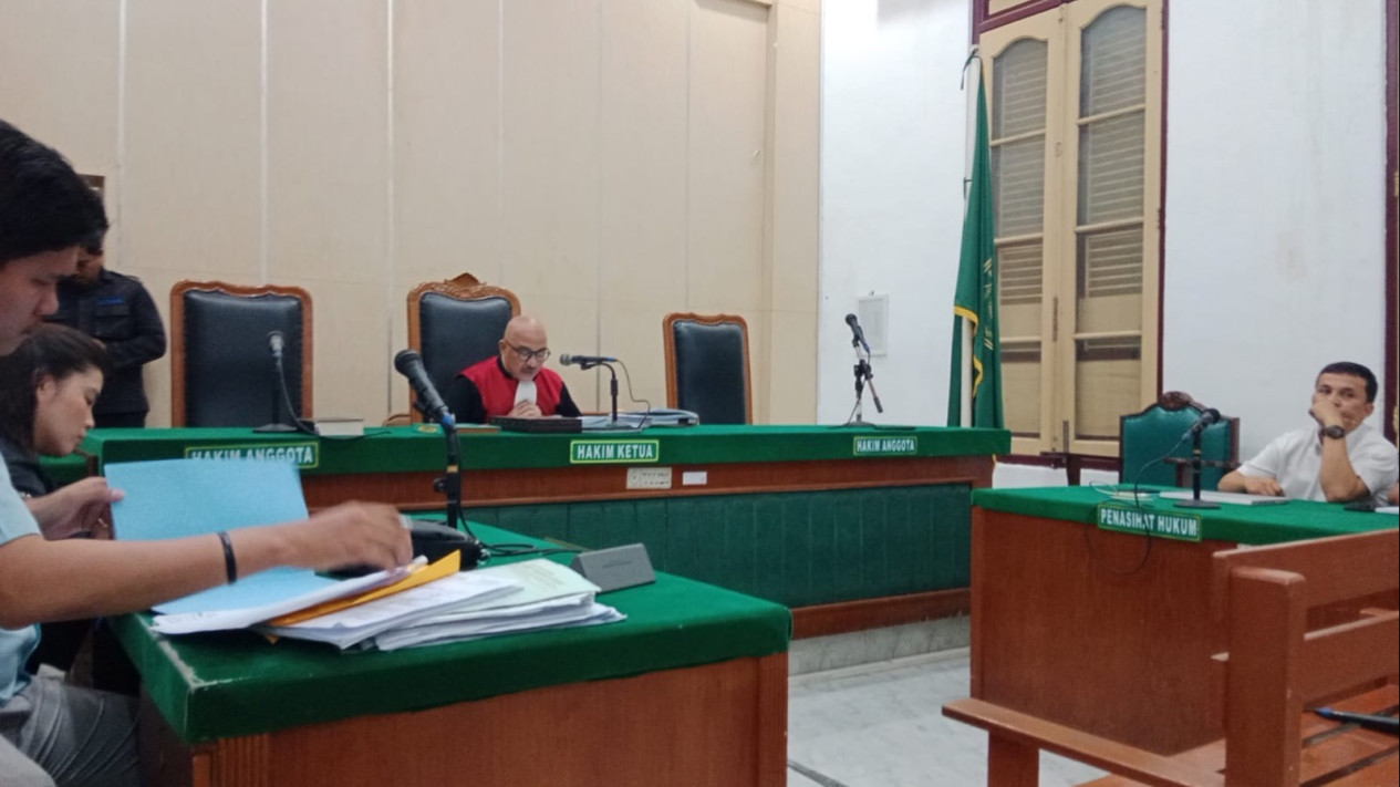 Prapid Dikabulkan, Penetapan Tersangka Dhody Thahir Dinyatakan Tidak Sah
            - galeri foto