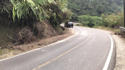 Pembersihan Material Longsor di Ruas Jalan Tapan-Batas Jambi, Menteri PU: Akses Kembali Fungsional