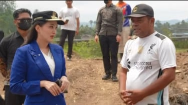 Viral Momen Lucu Sherly Tjoanda Ikut Soft Spoken saat Bicara dengan Warga, Bikin Netizen Gemas