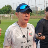 Reaksi Shin Tae-yong usai Bus EPA Persib U-18 Diserang, Singgung Isu Pengurangan Poin