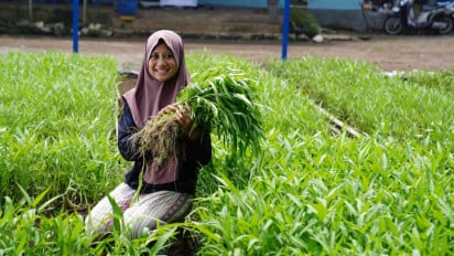 Bukan Cuma Bisnis yang Tumbuh, PNM Mekaar Berhasil Cetak Return Dampak Sosial Hingga 181 Persen