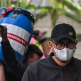 Penampakan Tong Biru Digotong KPK, Diduga Jadi Tempat Bupati Klaten Hamenang Tampung Uang