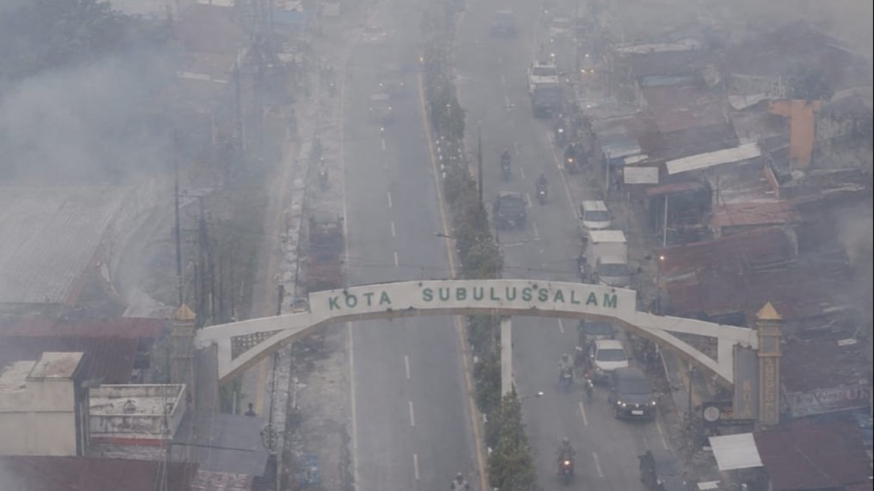Akibat Kebakaran Hutan dan Lahan Kota Subulussalam Mulai Diselimuti Polusi Asap
            - galeri foto