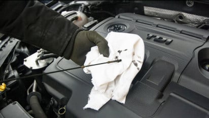 Kapan Waktu Tepat Ganti Oli Mobil Matik? Ternyata Tak Selalu Harus Menunggu 60 Ribu Km