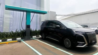 Bangun Ekosistem Kendaraan Listrik Indonesia, BYD Siap Hadirkan 100 Fasilitas Flash Charging dalam Dua Bulan