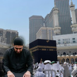 Berbuat Asusila di Masjid Makkah, 2 WN Bangladesh Dihukum Mati oleh Arab Saudi