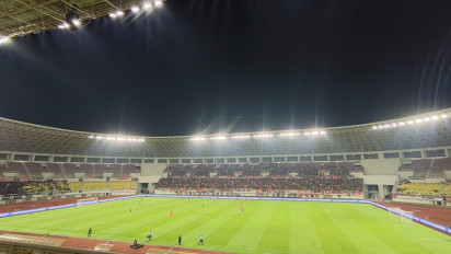 Away Berasa Rumah Sendiri, Ribuan The Jakmania Dukung Langsung Persija Kontra Persita di BIS