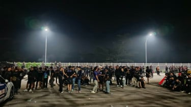 Kondisi Terkini Stadion BIS usai Laga Persita Vs Persija: Para Suporter Tertahan, Akui Takut Pulang
