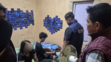 Tim Gabungan Polri dan BNN Karimun Razia Rumah Kosan, Dua Orang Terindikasi Penguna Narkotika Diamankan