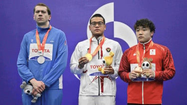 Atlet Renang Maulana Rifky Yavianda Sumbang Emas Pertama Indonesia di Asian Para Games 2026