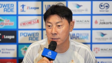 Reaksi Shin Tae-yong dan Nadeo Argawinata usai Persija Harus Jamu Arema di Luar Jakarta, Singgung Soal Status Tuan Rumah
