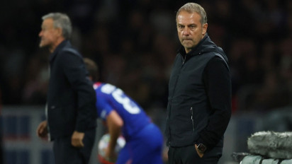 Ditekuk PSG 2-4, Hansi Flick Bicara Jujur usai Barcelona Telan Kekalahan Pertama di Musim Ini