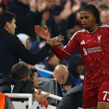 Reaksi Rio Ngumoha usai Dapat Tepuk Tangan dari Fans Liverpool dalam Kemenangan di Liga Champions